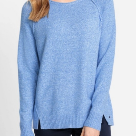 Women's Knitted Sweater - Picture 5 of 8